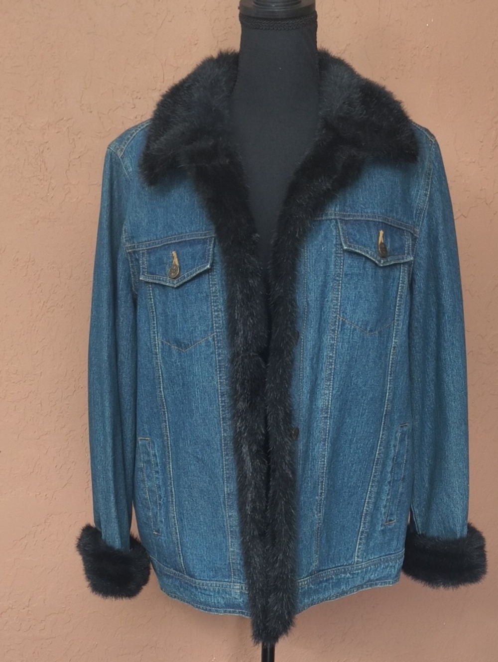 dennis basso Women's Blue Denim Jacket with Black Faux Fur Trim And Lining Large